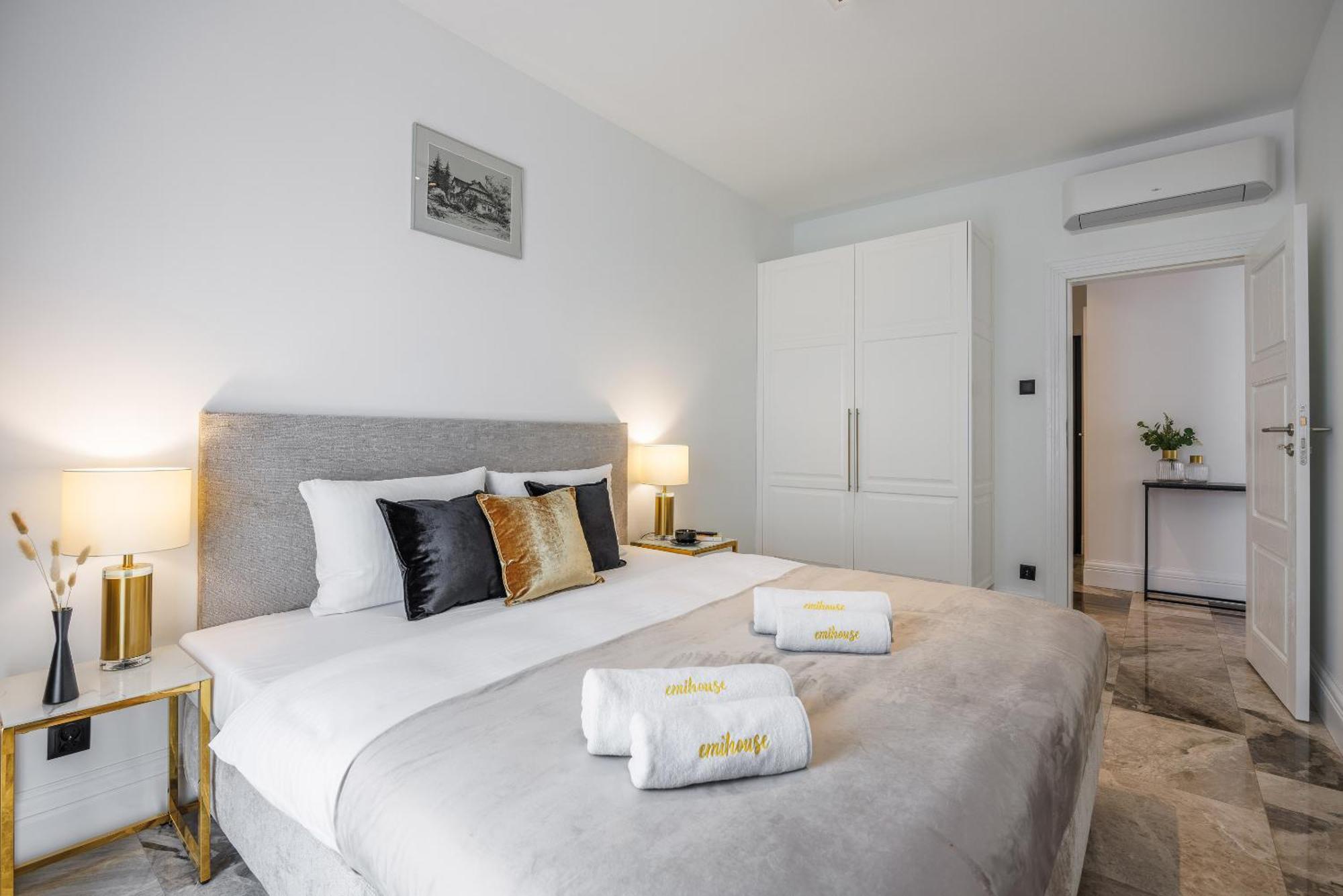Emihouse Riverside Premium Apartments & Free Parking Ряшів Екстер'єр фото