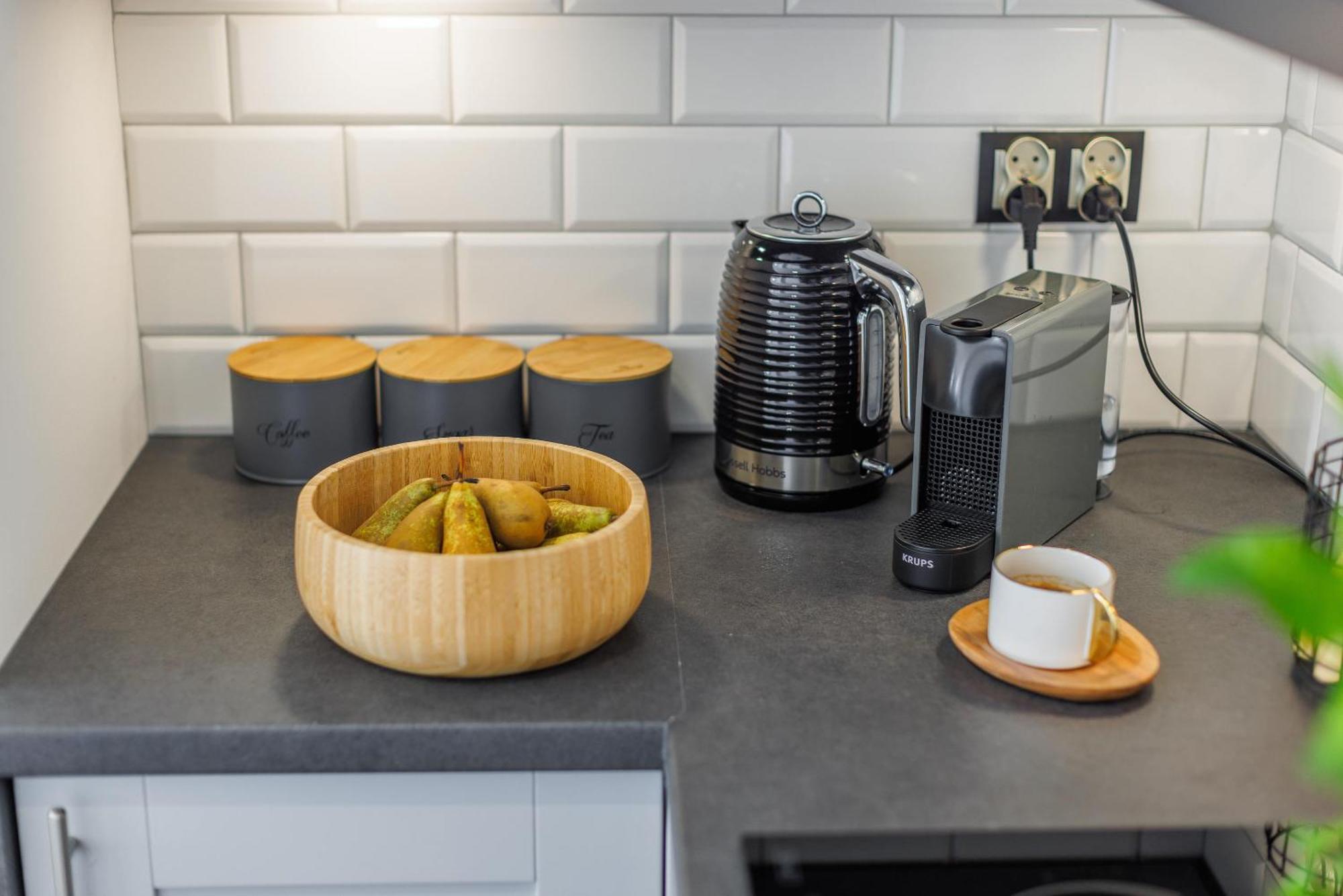 Emihouse Riverside Premium Apartments & Free Parking Ряшів Екстер'єр фото