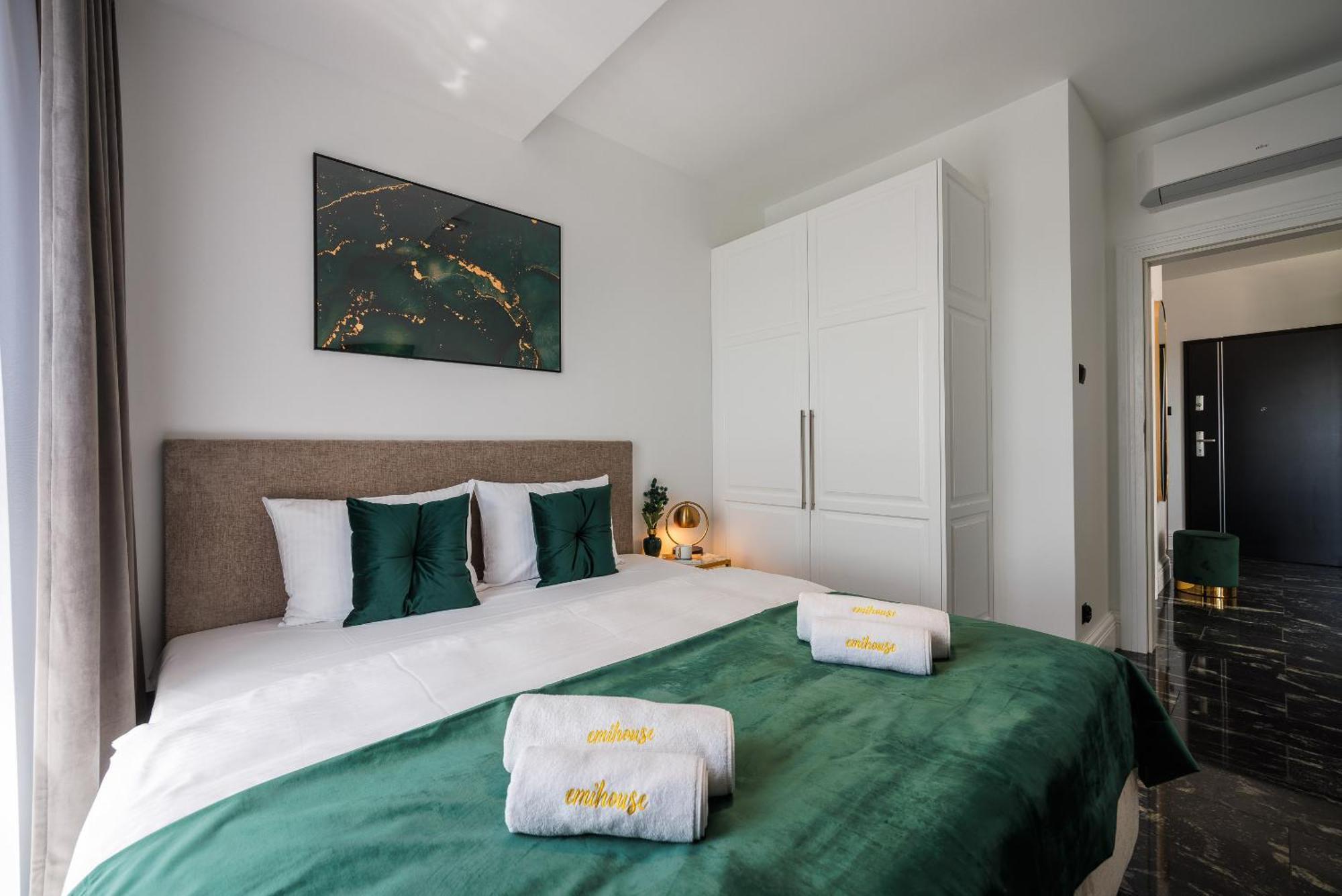 Emihouse Riverside Premium Apartments & Free Parking Ряшів Екстер'єр фото